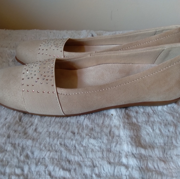 Trotters Samantha Ballet Flat - Picture 3 of 7